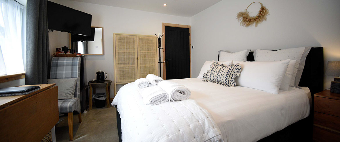 Taigh Scalpaigh luxury bed and breakfast accommodation near Portree 