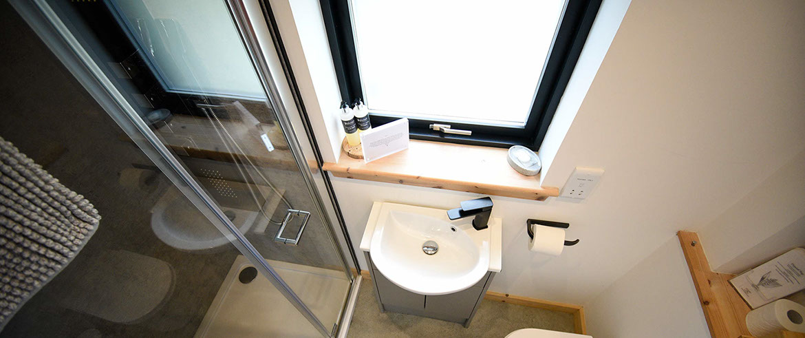 En suite shower rooms at Taigh Scalpaigh bed and breakfast accommodation near Portree