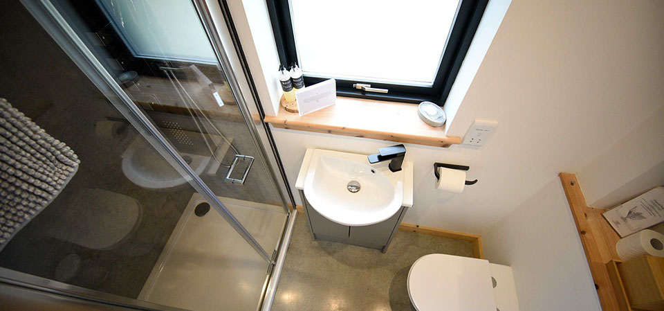 En suite shower rooms at Taigh Scalpaigh bed and breakfast accommodation near Portree