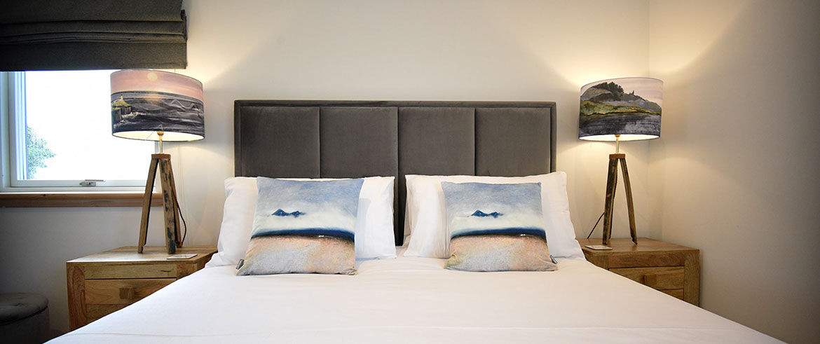 Taigh Scalpaigh Luskentyre luxury bed and breakfast accommodation with sea views of Portree