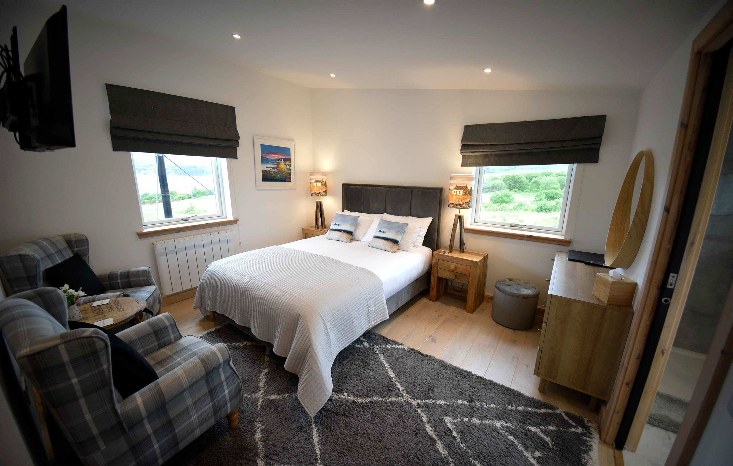 Taransay House luxury guest house contains spacious modern en suite bathrooms